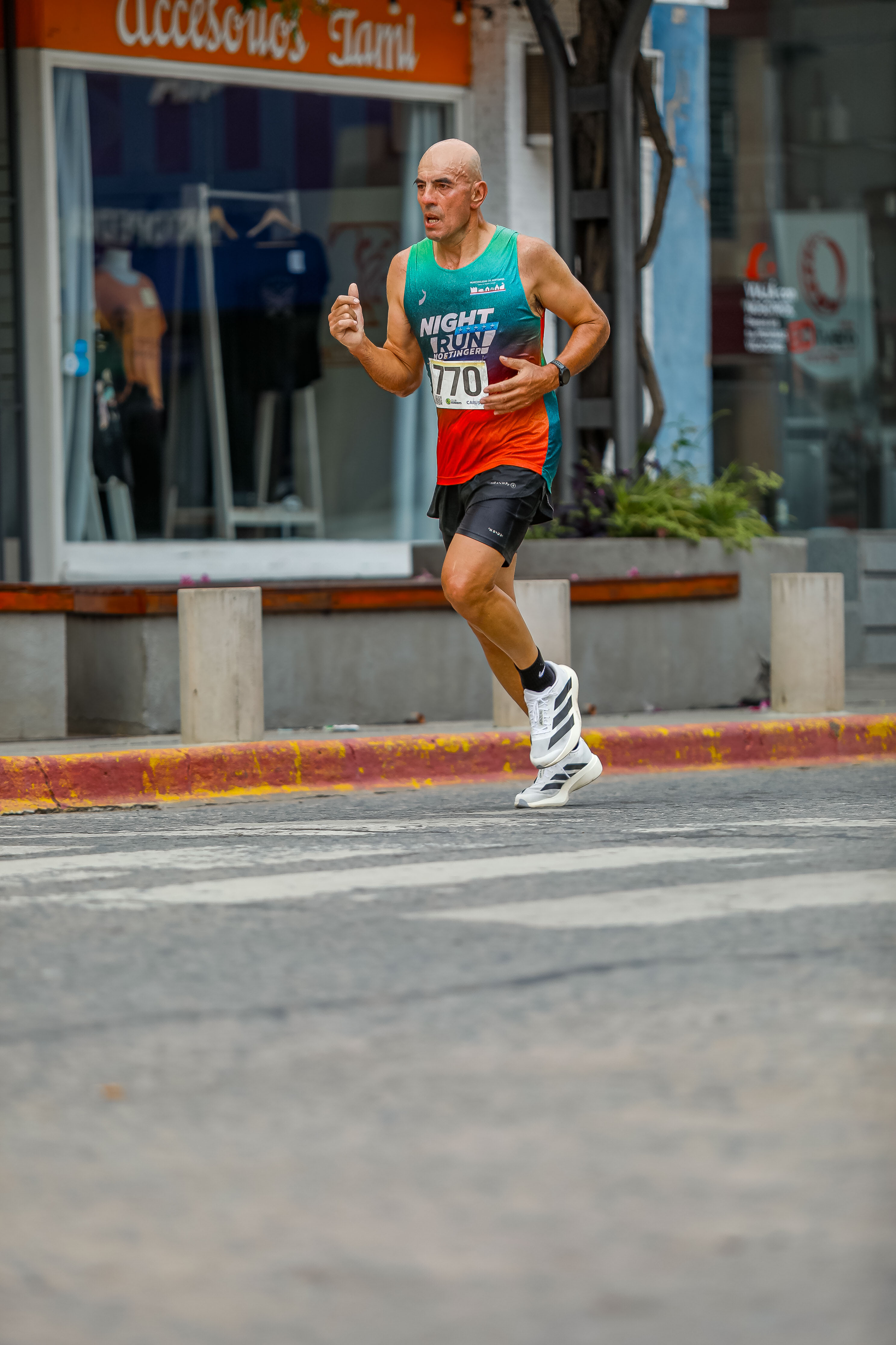 Foto Dorsal 770