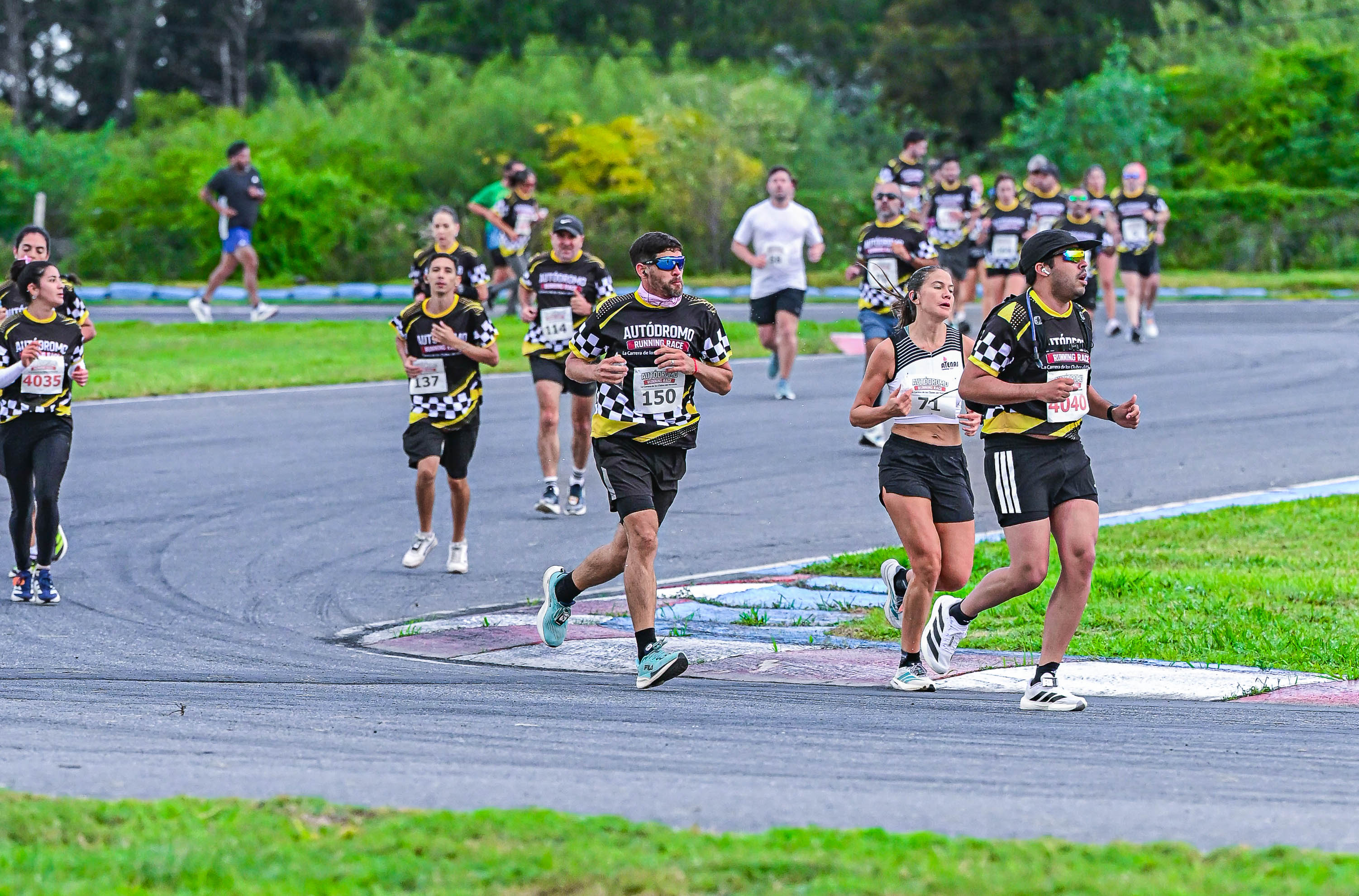 Foto Dorsal 150