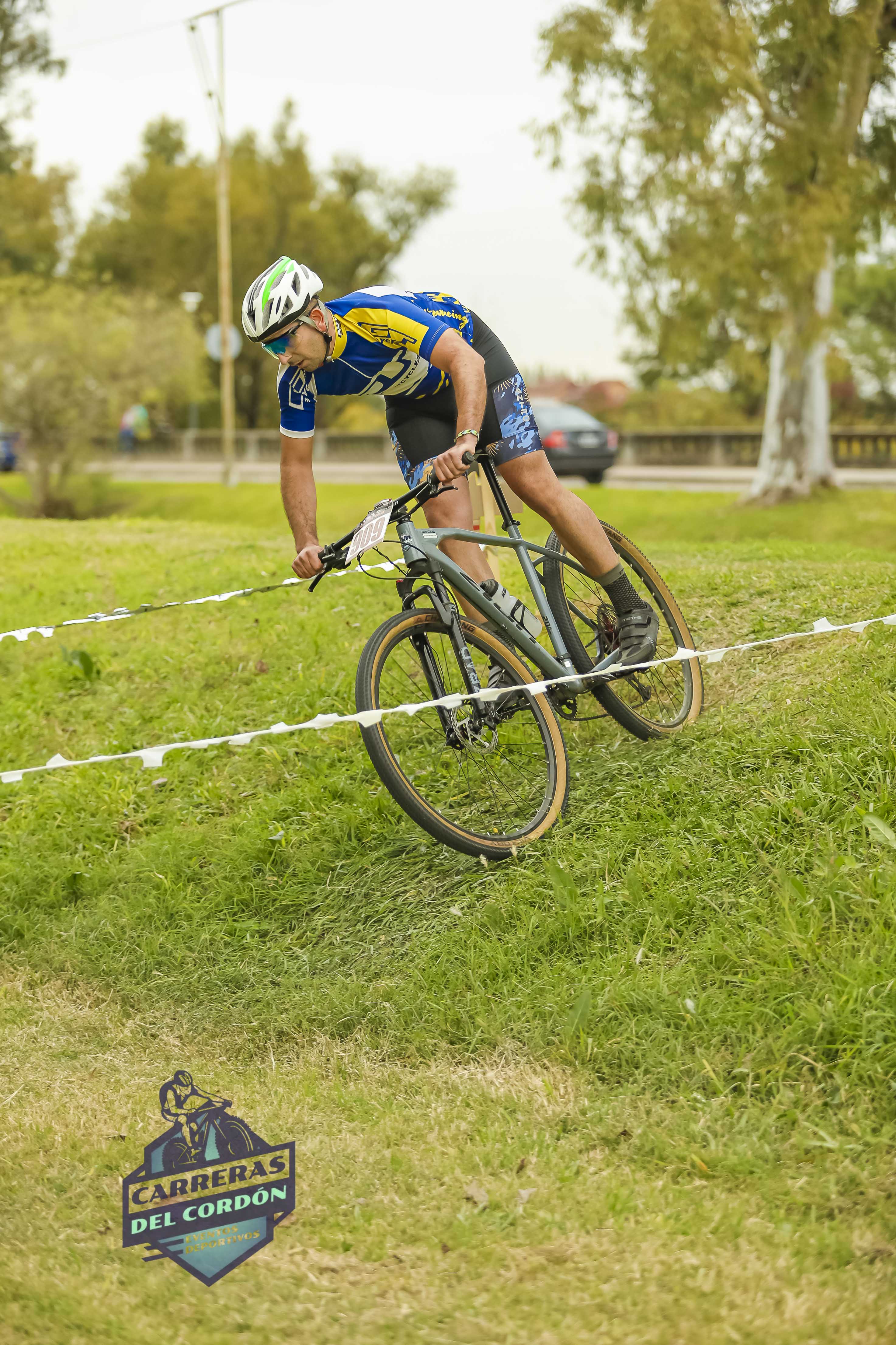 Foto Dorsal 909